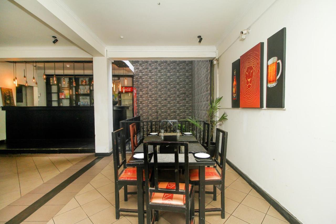 Katunayaka Hotel Nathaliya מראה חיצוני תמונה