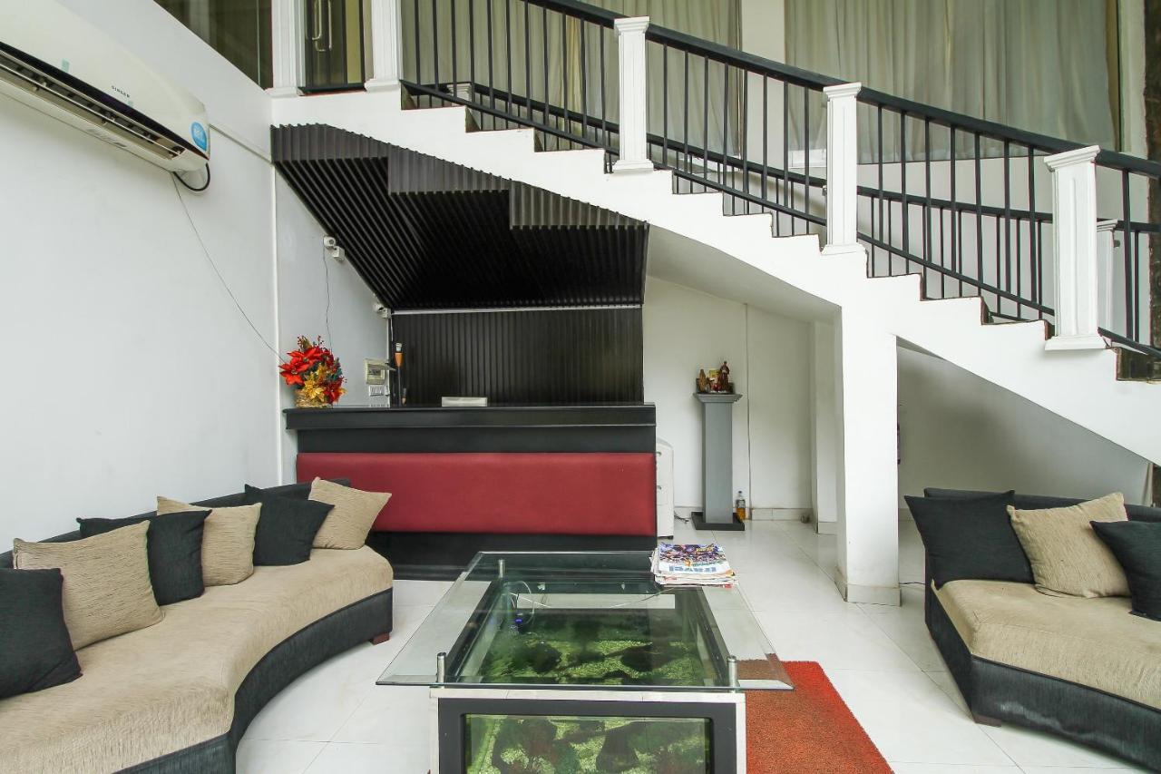 Katunayaka Hotel Nathaliya מראה חיצוני תמונה