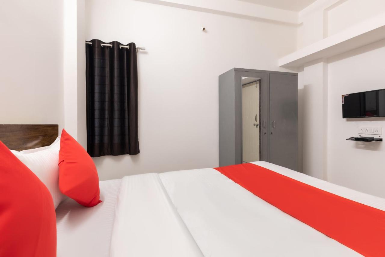 Katunayaka Hotel Nathaliya מראה חיצוני תמונה