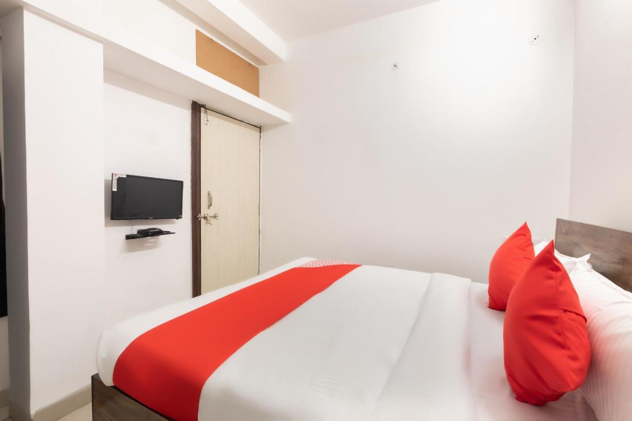 Katunayaka Hotel Nathaliya מראה חיצוני תמונה