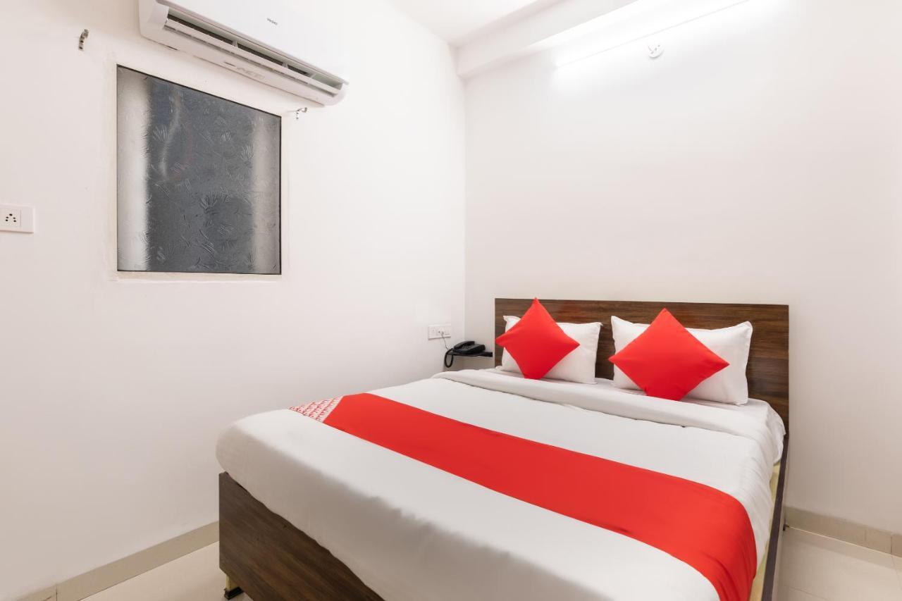 Katunayaka Hotel Nathaliya מראה חיצוני תמונה